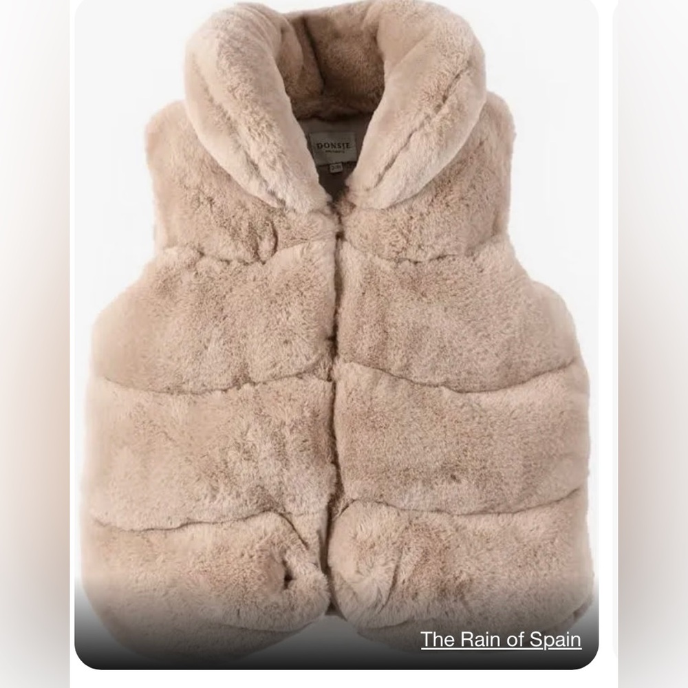 DONSJE Amsterdam Cream Faux Fur Sleeveless Jacket